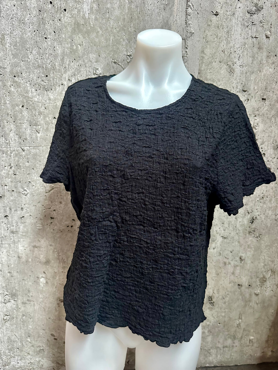 BLACK SUMMER BUBBLE TOP - SZ 16