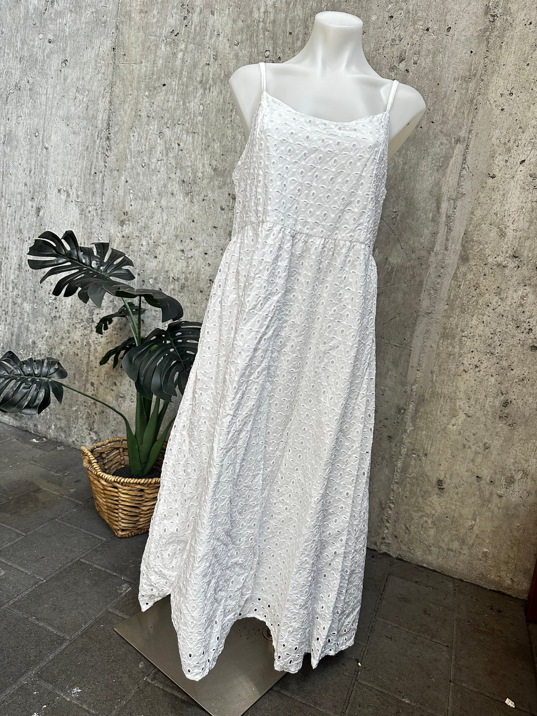 WHITE SUN DRESS - SZ 16