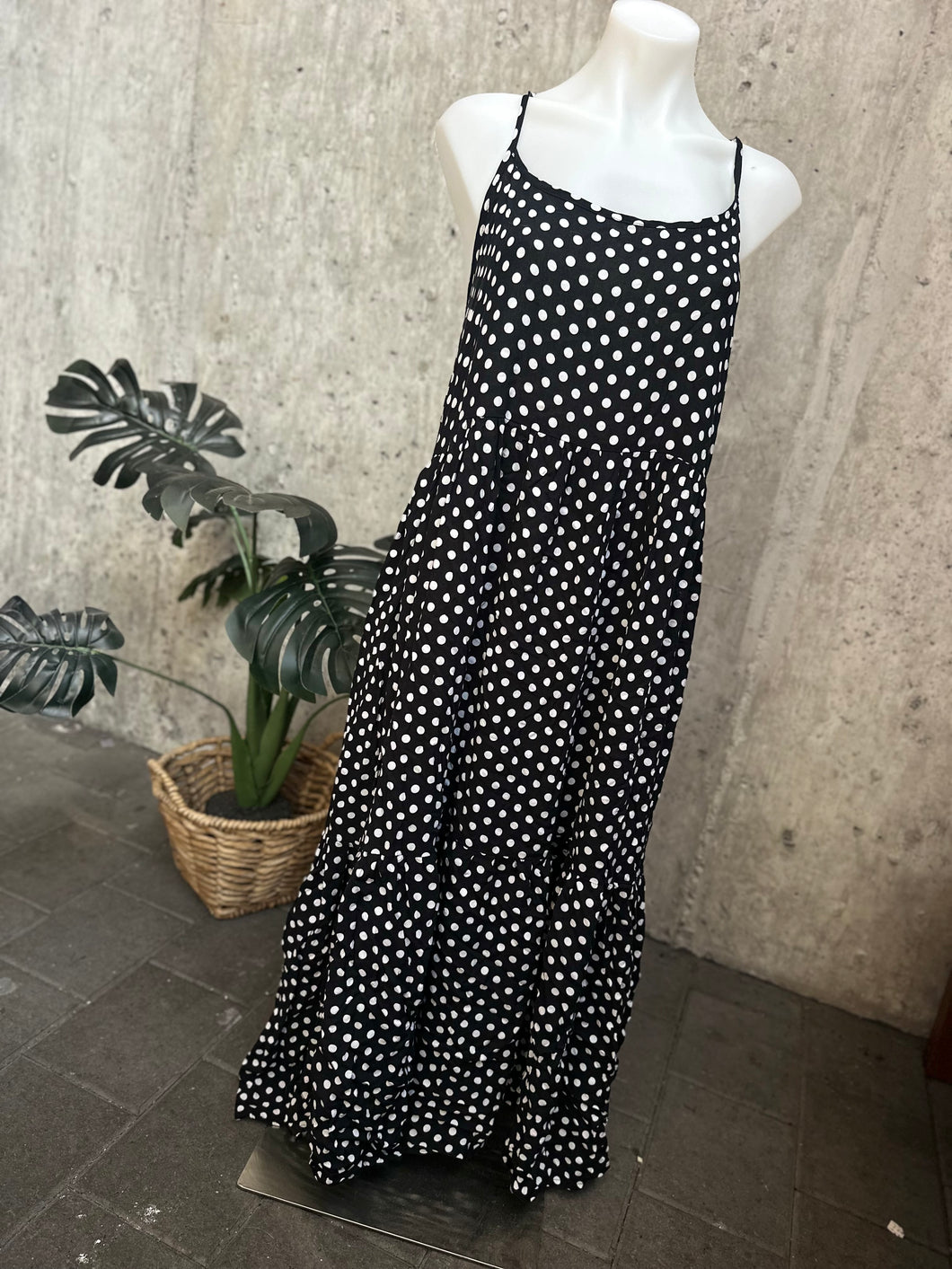 MAXI BLACK SPOT DRESS - SZ OSFA