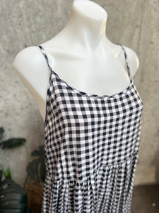 MAXI BLACK & WHITE DRESS - SZ OSFA