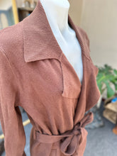 Load image into Gallery viewer, BROWN LONG COAT / CARDY - SZ 14
